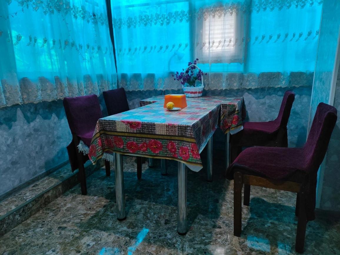 Guest House Nadejda Batumi Zewnętrze zdjęcie