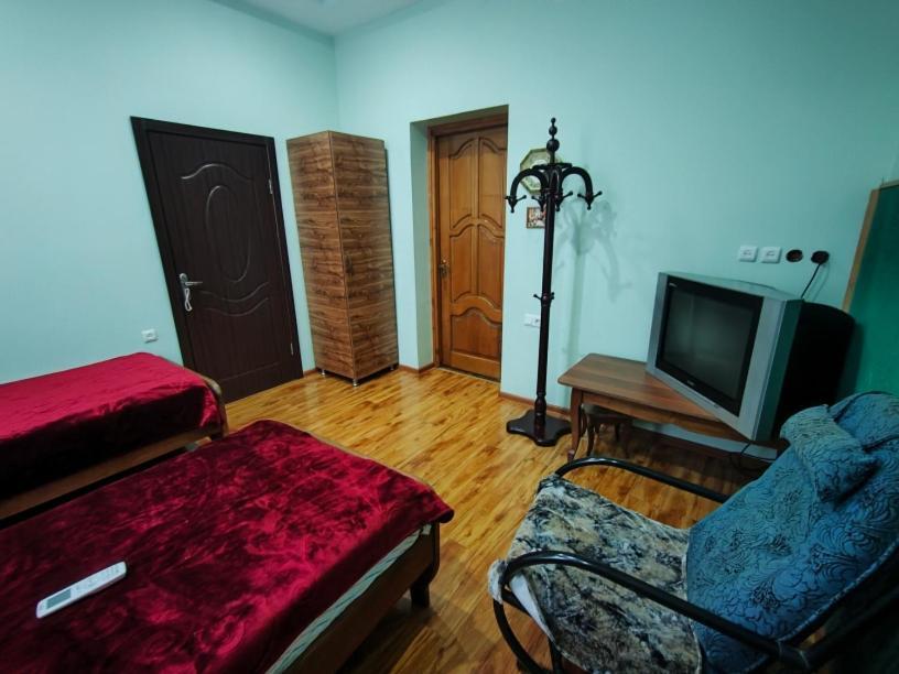 Guest House Nadejda Batumi Zewnętrze zdjęcie