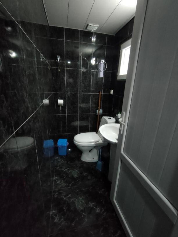 Guest House Nadejda Batumi Zewnętrze zdjęcie