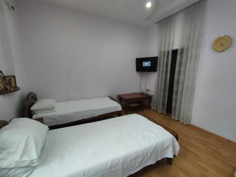 Guest House Nadejda Batumi Zewnętrze zdjęcie