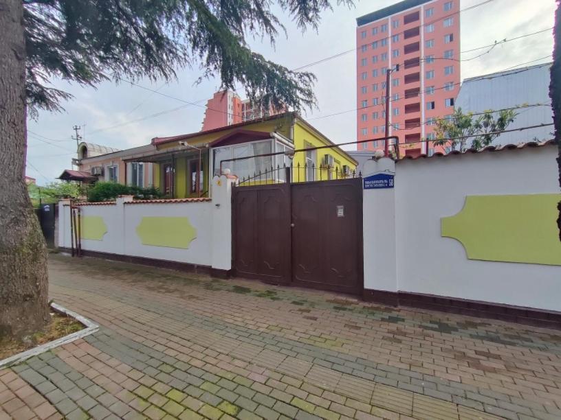 Guest House Nadejda Batumi Zewnętrze zdjęcie