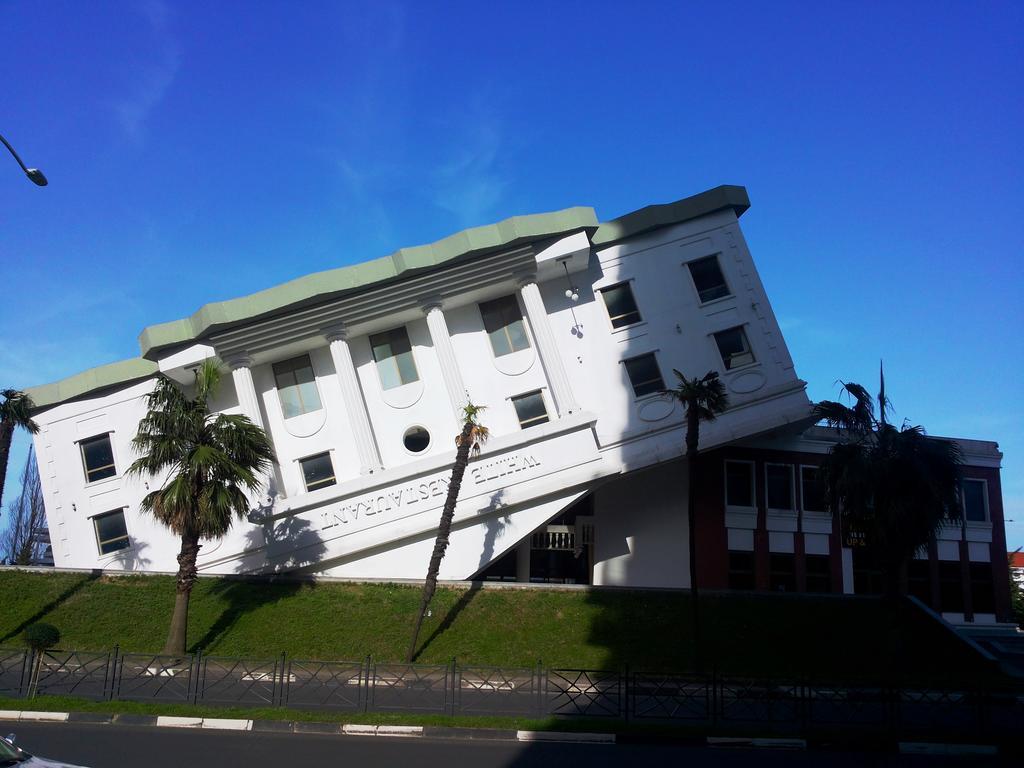 Guest House Nadejda Batumi Zewnętrze zdjęcie