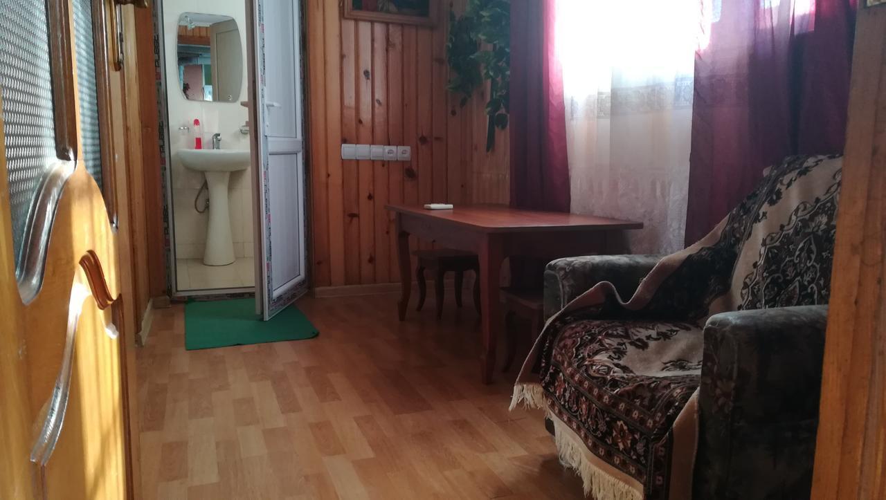 Guest House Nadejda Batumi Zewnętrze zdjęcie